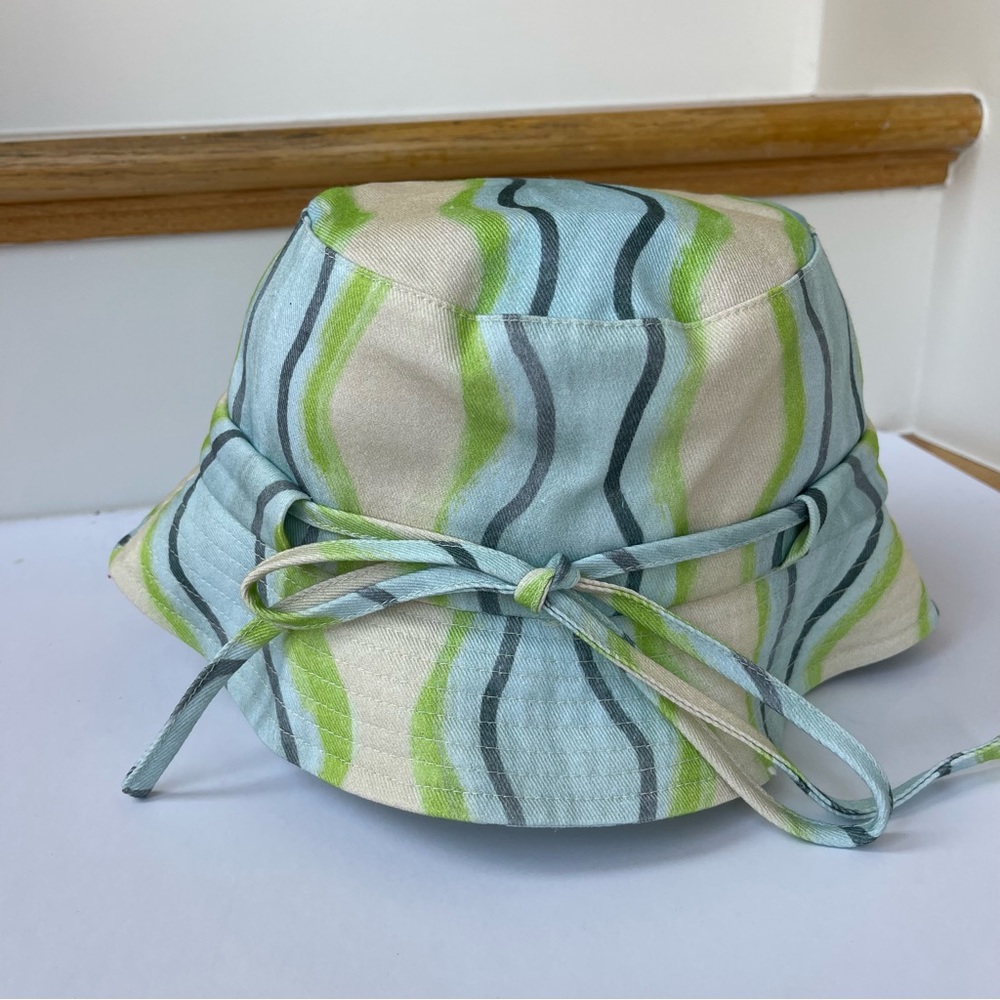 NWT Jacquemus Bucket Hat Le Bob Gadjo Unisex in Blue / Grey Stripe Le Raphia - Picture 13 of 16